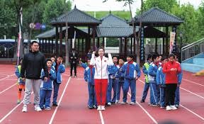 弗兰克：也许罗梅罗和范德芬该踢前锋；战旧主？比赛就是要赢